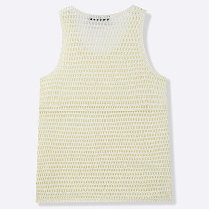 Camiseta regata de malha para exercícios, ideal para homens.