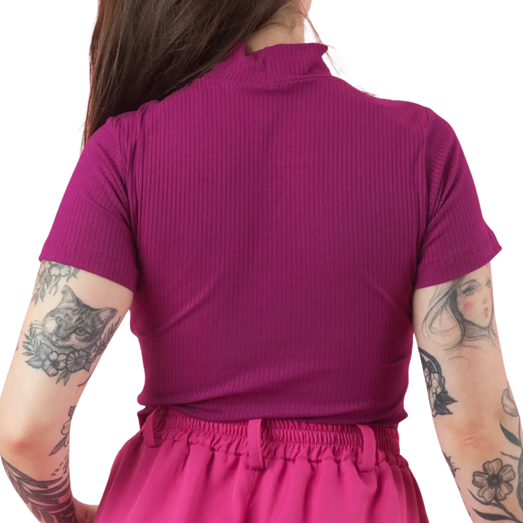 Cropped Canelado Manguinha Gola Alta