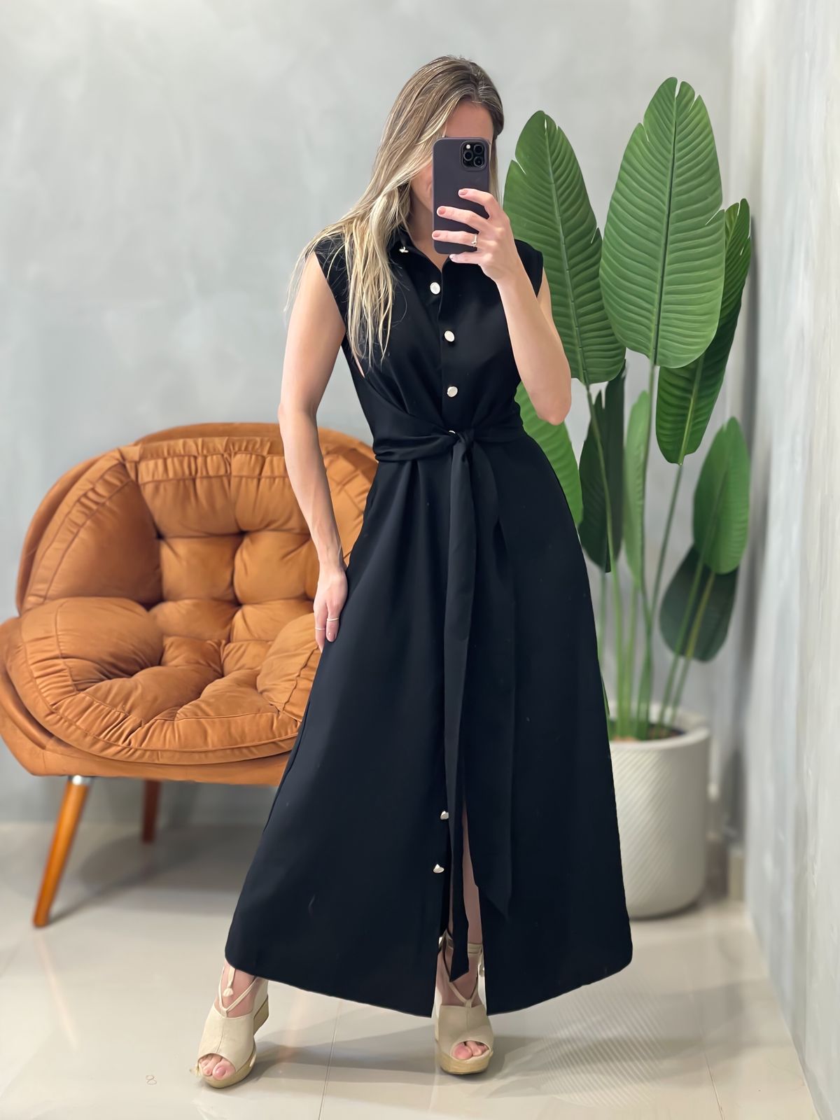 Vestido Longo em Alfaiataria Sensoriale com Botões e Amarração Juliete Ref. 1658