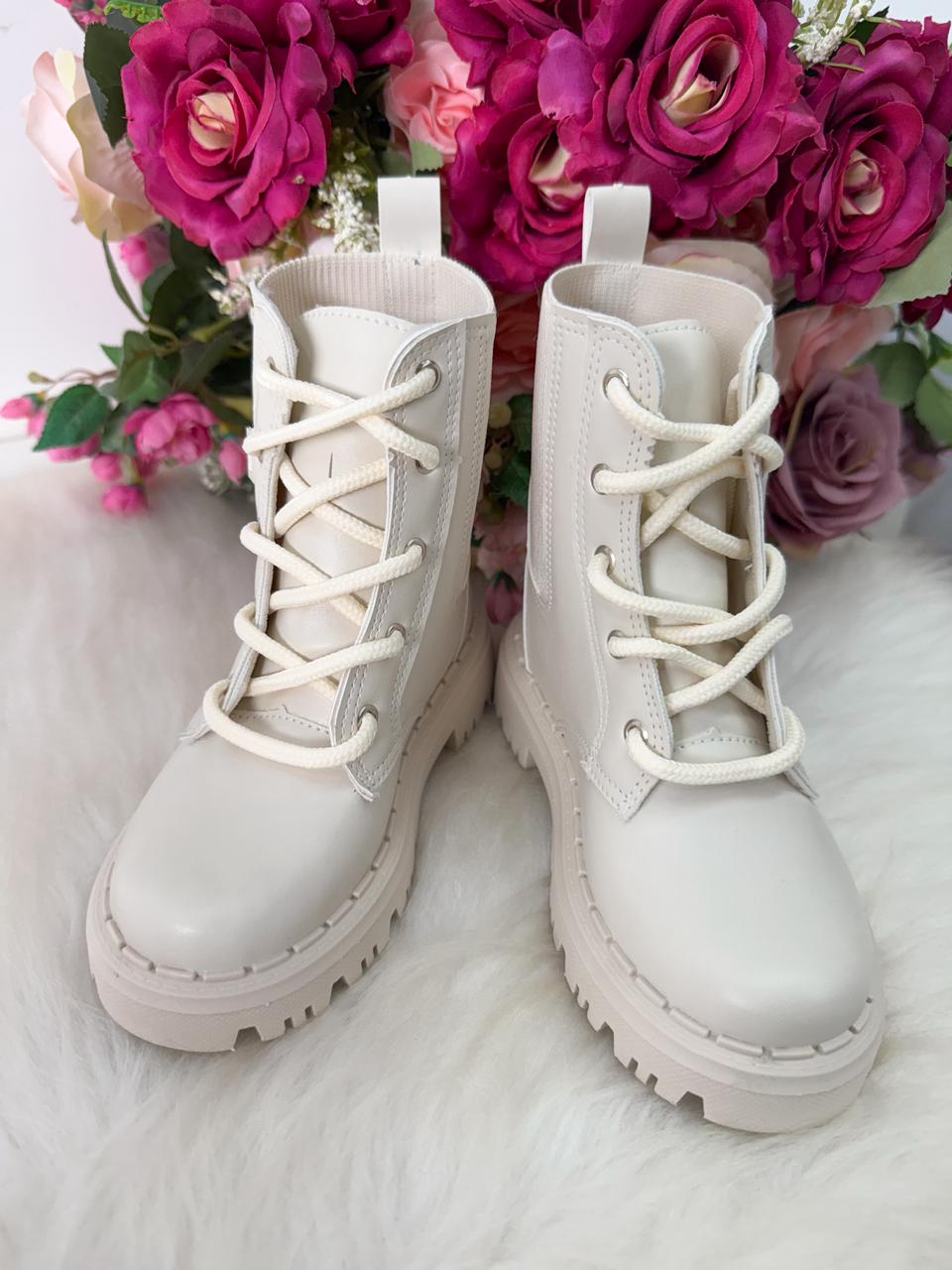 Bota\Coturno Nilqi Jade Off
